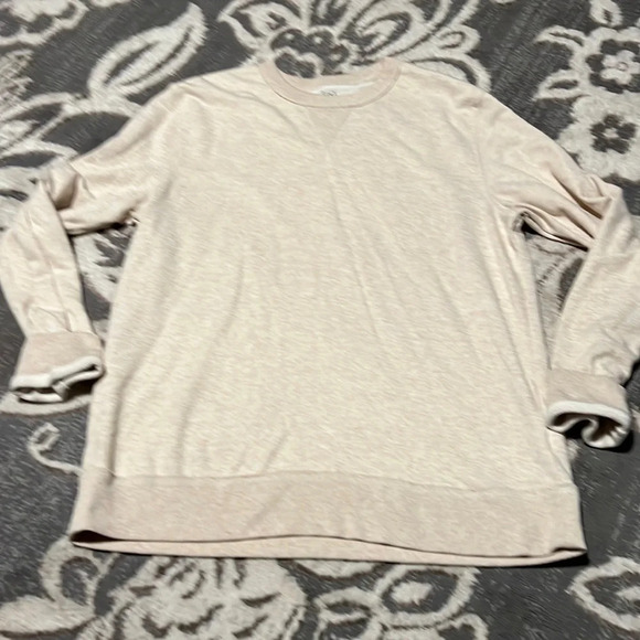 George sweatshirt. Very soft. Like new - Picture 1 of 3